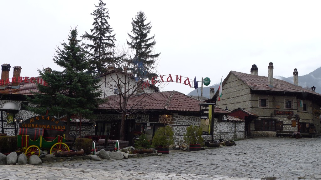 2013_04_03-062-BULGARIA-Bansko-Hvoinati.jpg