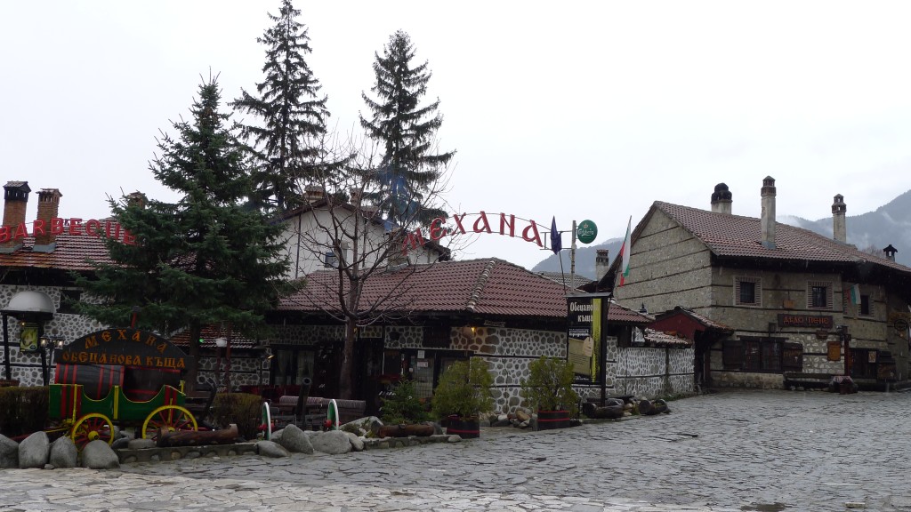 2013_04_03-062-BULGARIA-Bansko-Hvoinati.jpg