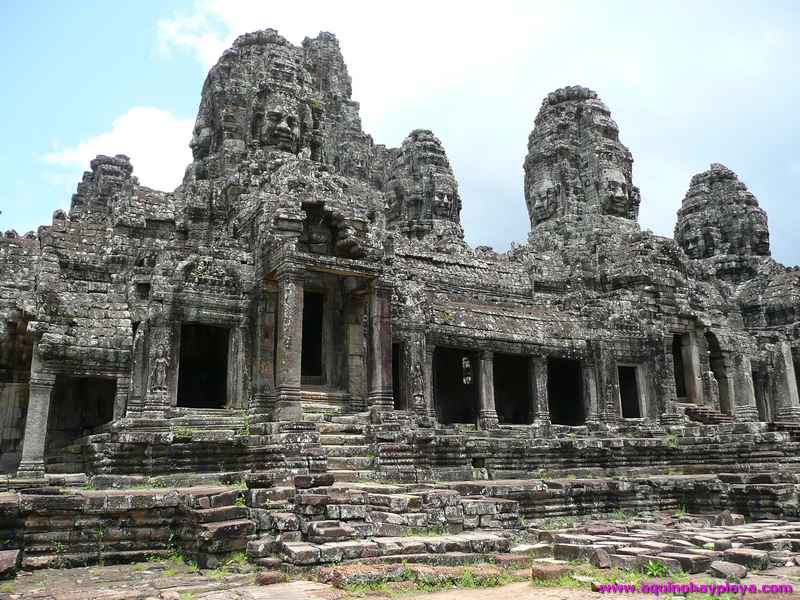 2007_07_15-CAMBOYA_018-ANGKOR_Bayon.jpg