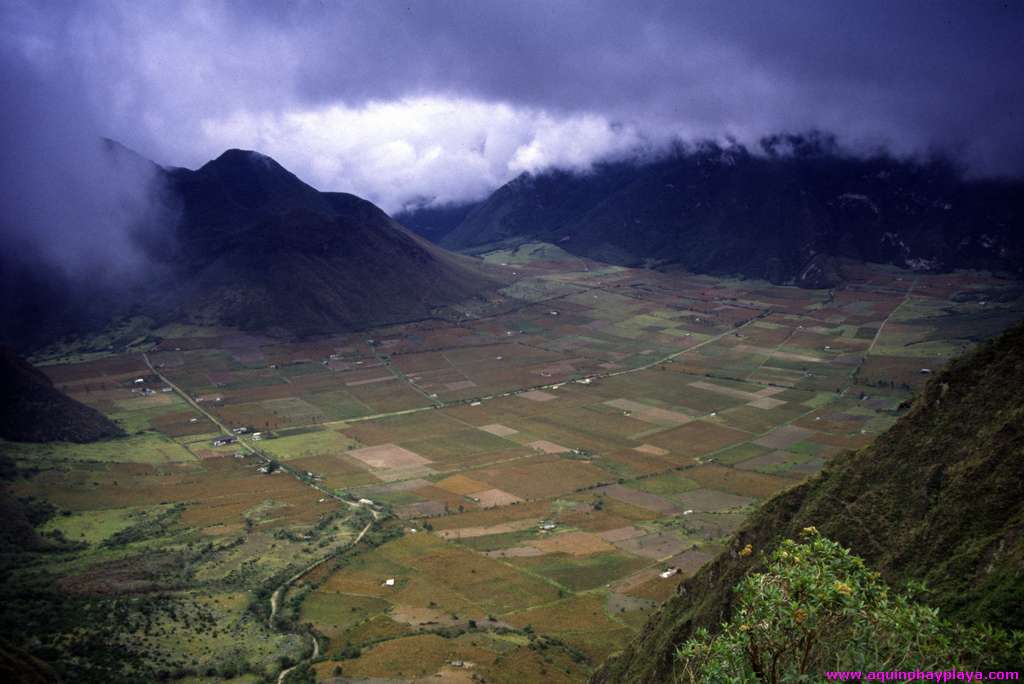 1990_07_ECUADOR_016-Pululaua.jpg