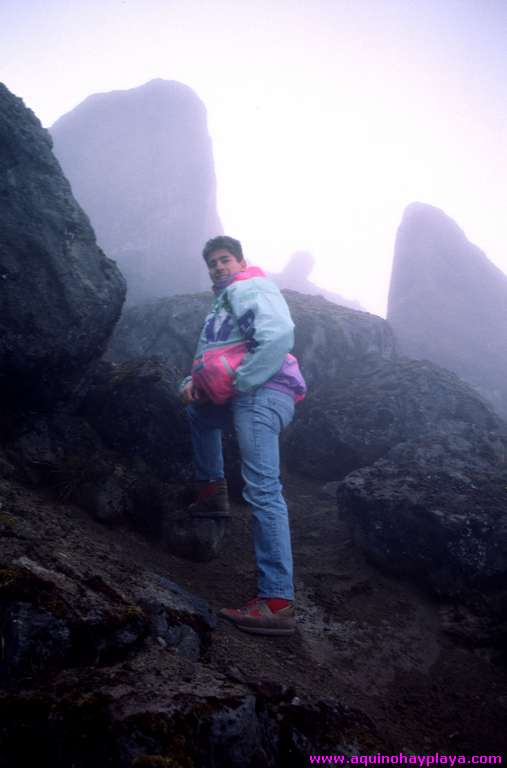 1990_07_ECUADOR_104-GuaguaPichincha.jpg