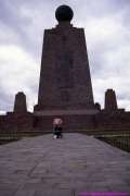 1990_07_ECUADOR_013-mitaddelmundo.jpg