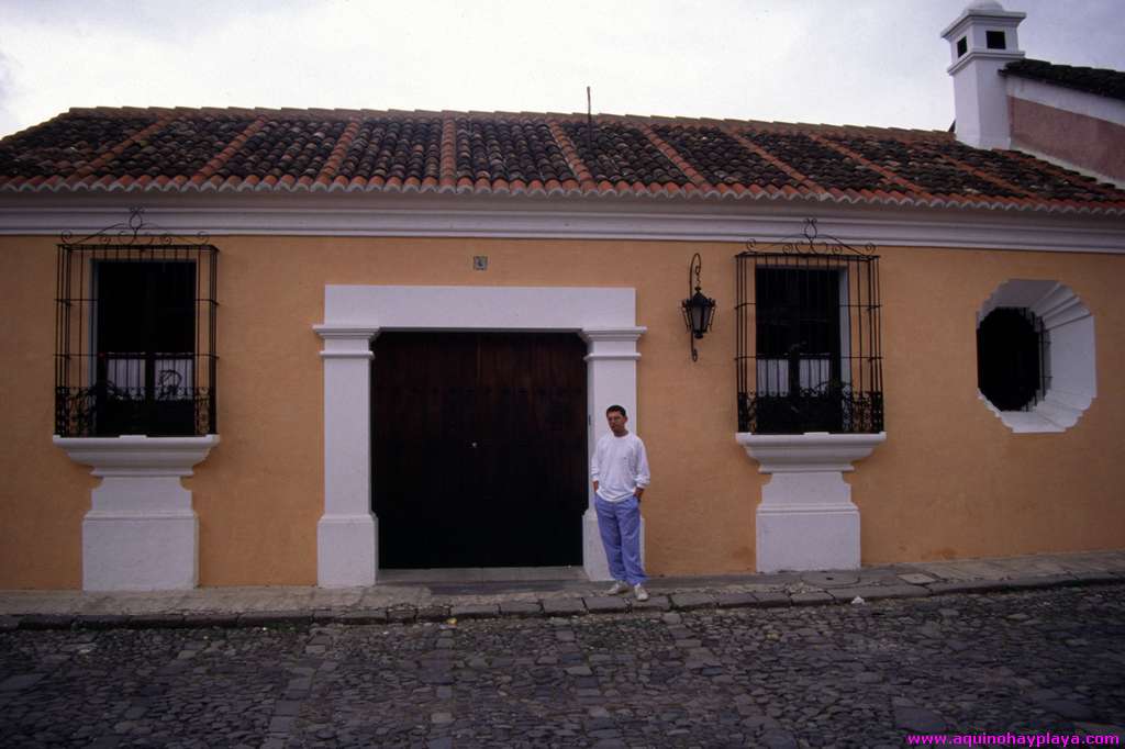1992.07.01_029_GUATEMALA-Antigua.jpg