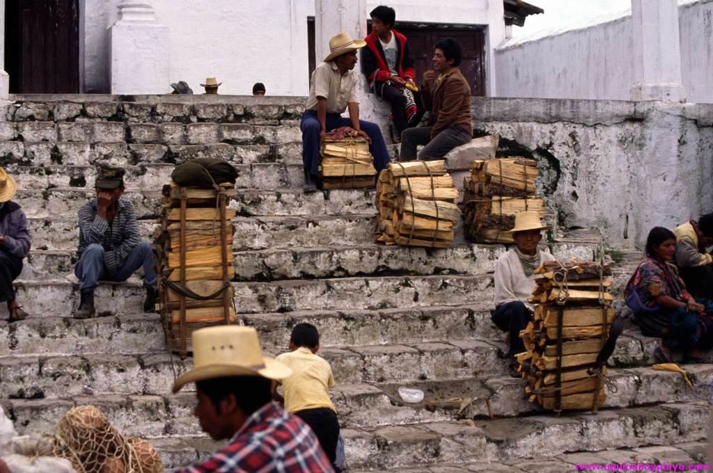 1992.07.01_059_GUATEMALA-Chichicastenango.jpg
