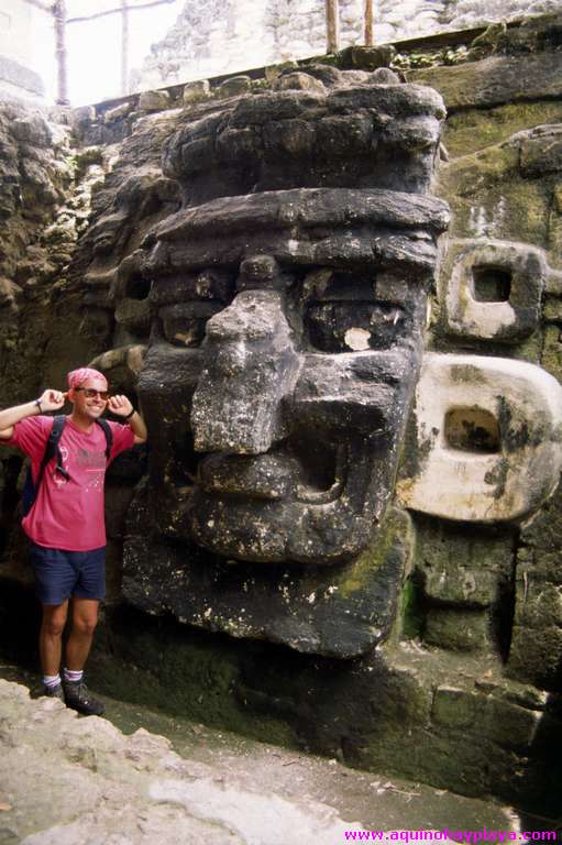 1992.07.01_069_GUATEMALA-Tikal.jpg