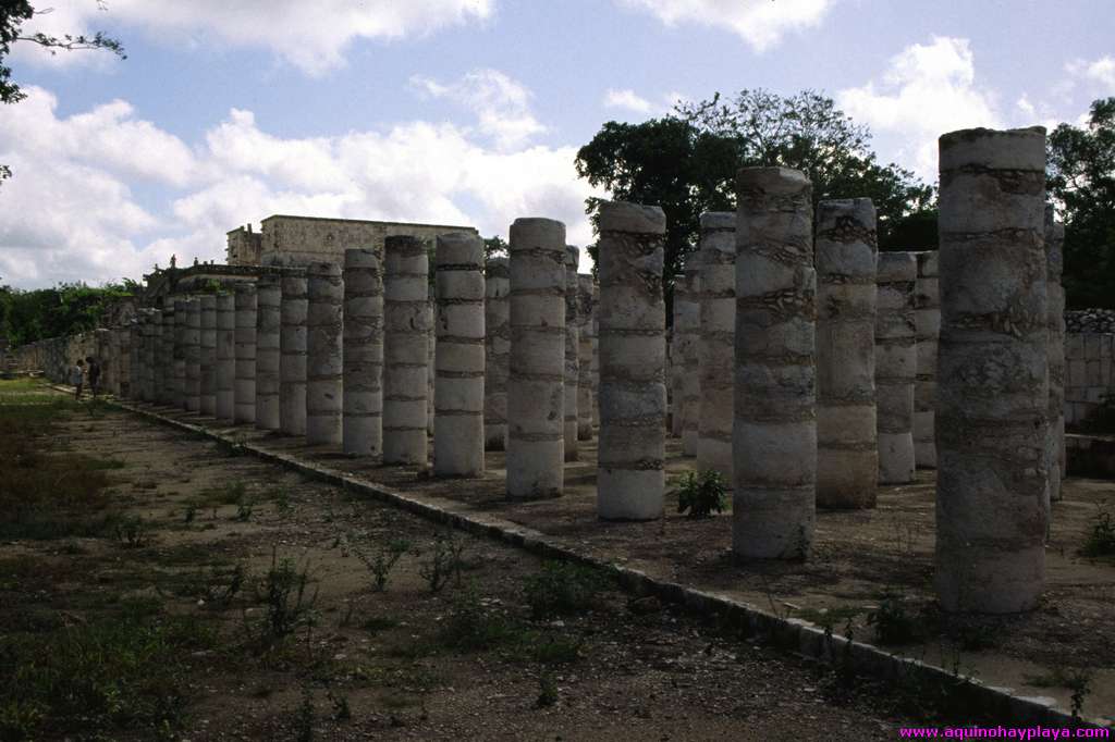 1992.07.01_001-MEXICO-ChichenItza.jpg