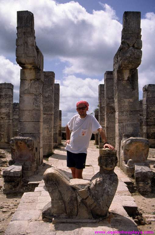 1992.07.01_006-MEXICO-ChichenItza.jpg