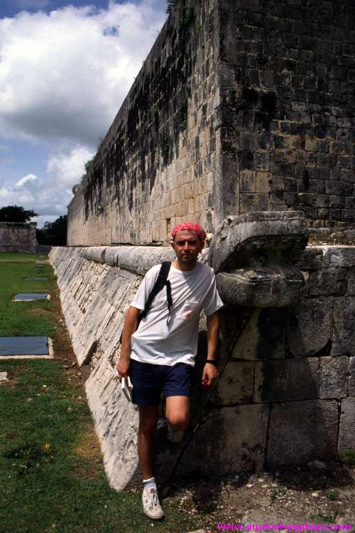 1992.07.01_009_MEXICO-ChichenItza.jpg