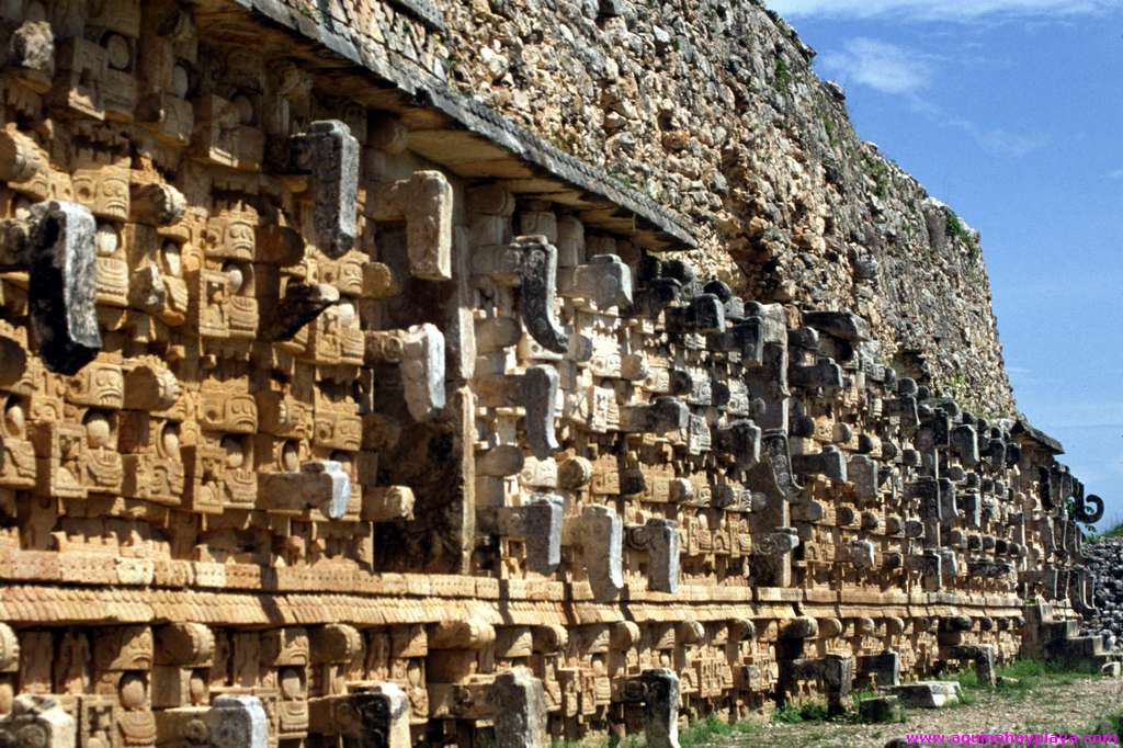 1992.07.01_024_MEXICO-Uxmal.jpg