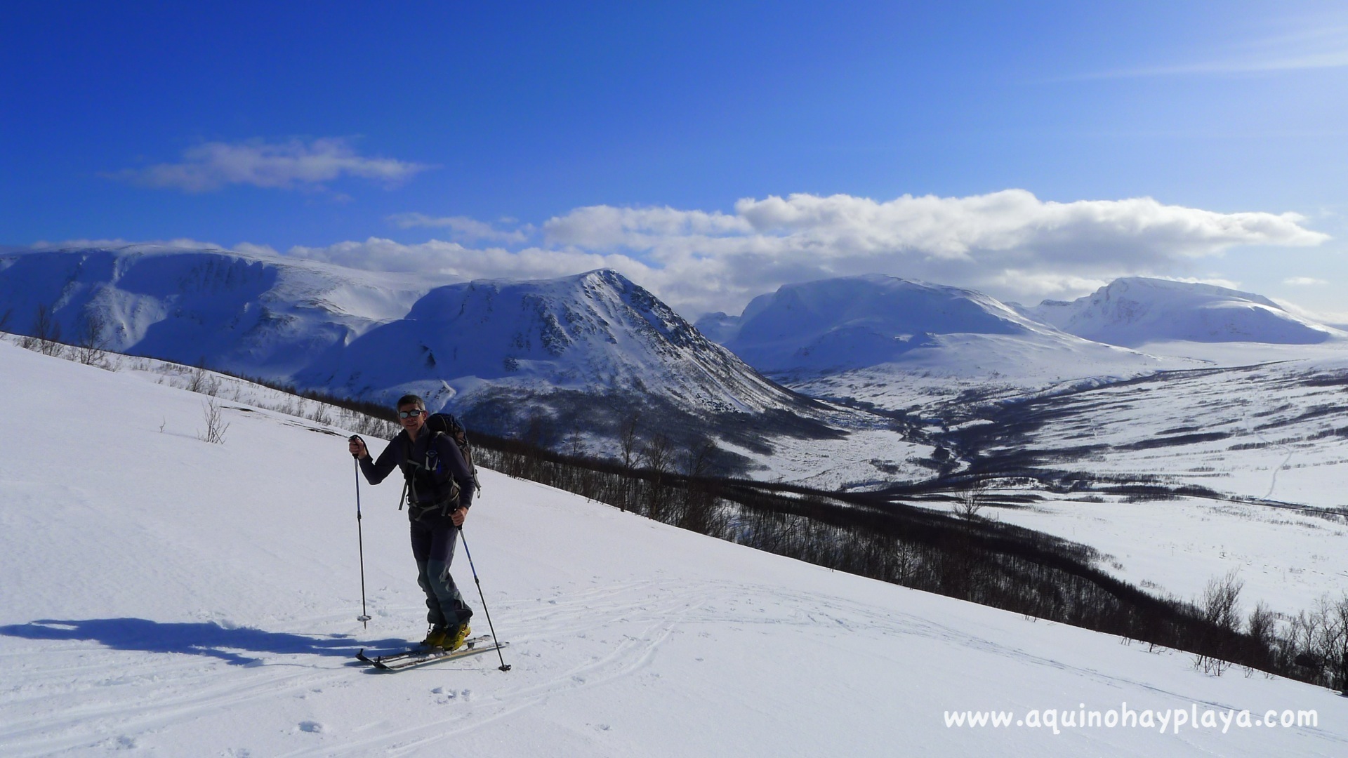 2014_04_20-035-AlpeLyngen-Ullstinden.JPG