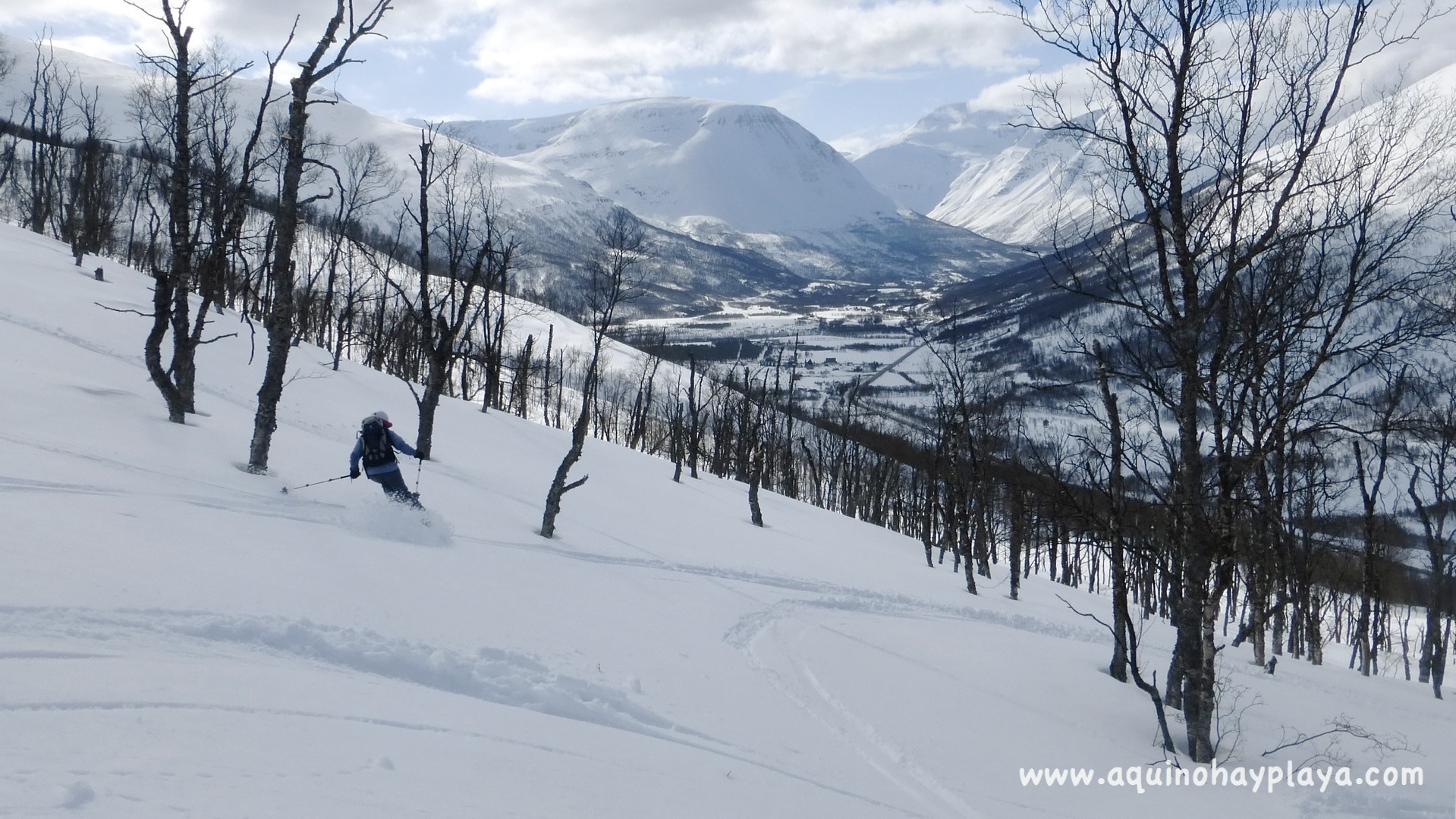 2014_04_24-187-AlpeLyngen-Sorfjellstinden.JPG