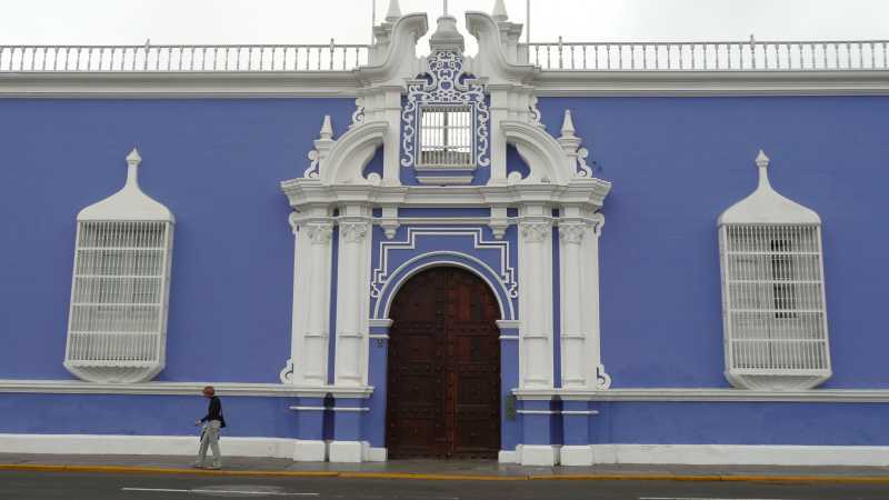 2009_07_16-PERU-217-Trujillo.jpg